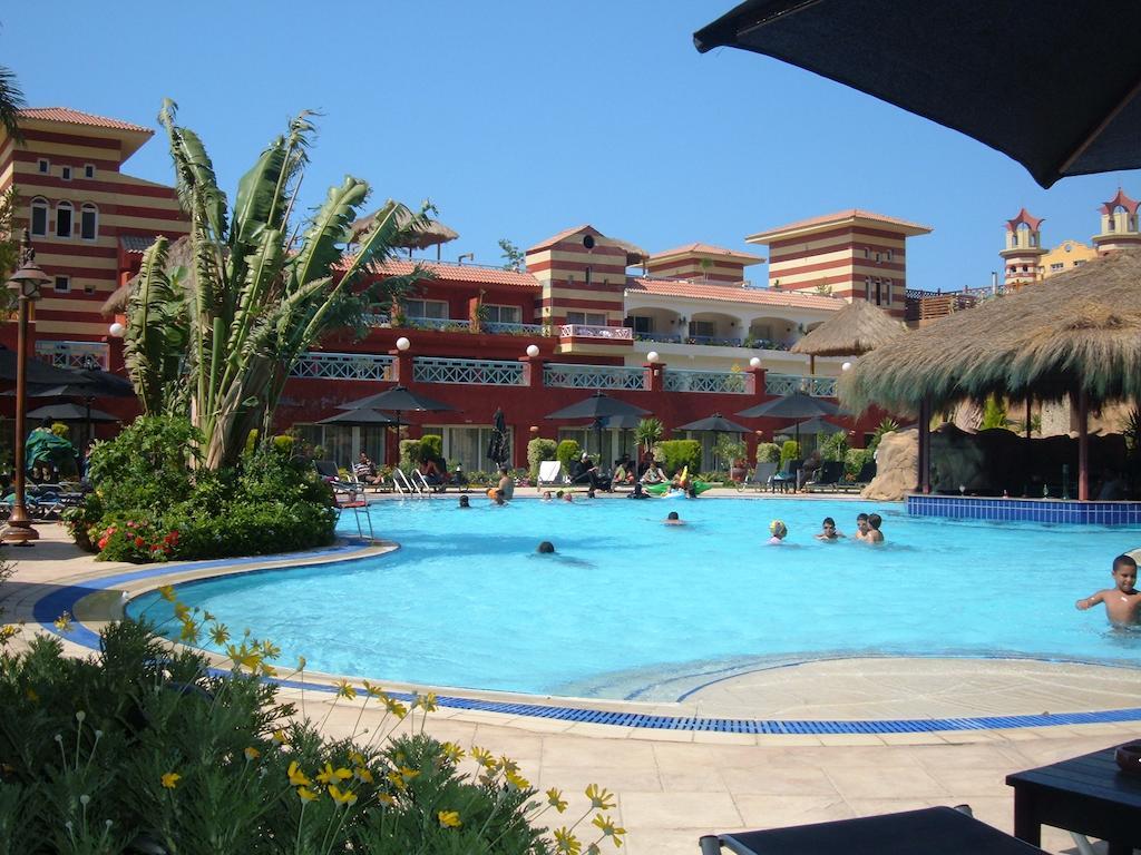 Porto Marina Apartments Powered By Amer-Group El-Alameyn Dış mekan fotoğraf