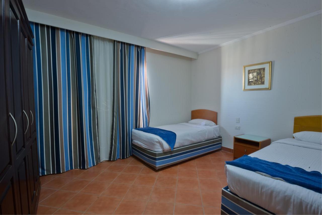 Porto Marina Apartments Powered By Amer-Group El-Alameyn Dış mekan fotoğraf